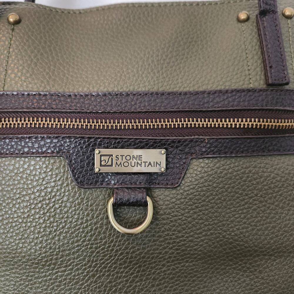 Stone Mountain Women's Green and Brown Pebbled Leather Tote - Picture 4 of 6